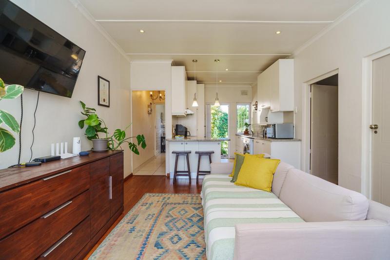 2 Bedroom Property for Sale in Harfield Village Western Cape